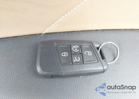 2022 Volkswagen Tiguan 2.0T Se R-Line Black z USA, uszkodzony, nr VIN 3VVCB7AX7NM007416